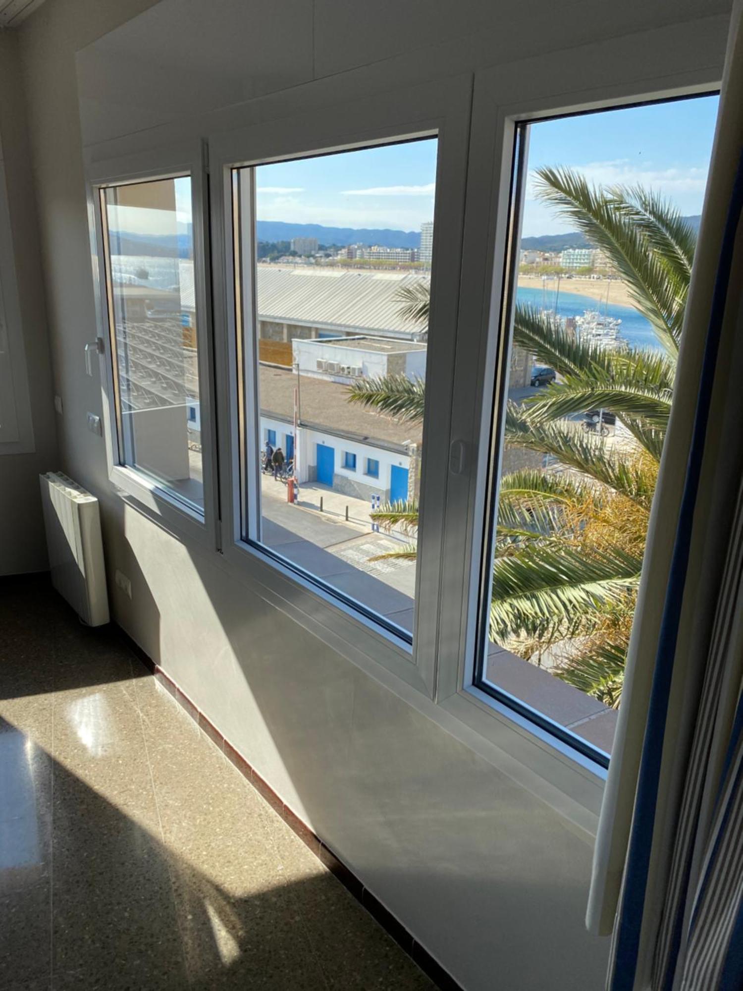 Apartaments La Catifa Now With Elevator!!! Palamos Luaran gambar